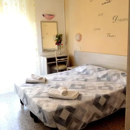 In Guest - New Cirene Double For Only One Person Penzion Rimini