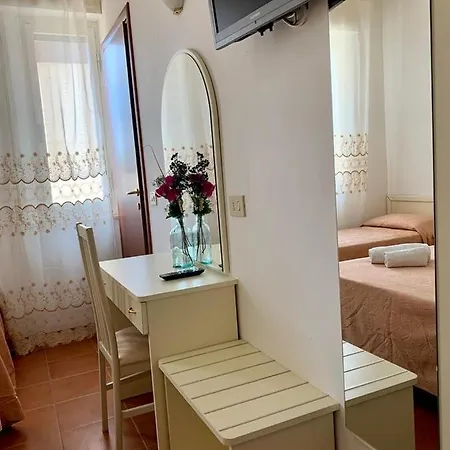 Penzion In Guest - New Cirene Double For Only One Person