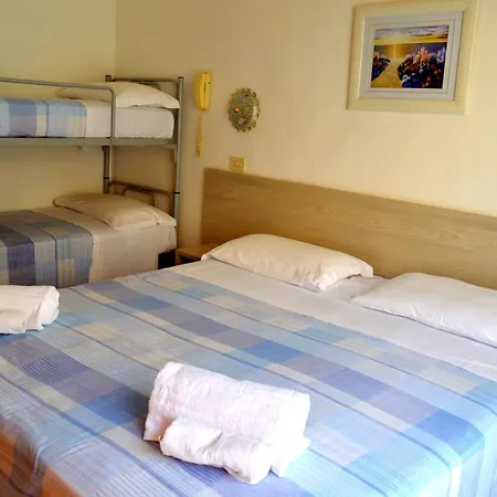 In Guest - New Cirene Double For Only One Person Pensjonat *