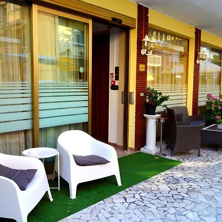 Vendégház In Guest - New Cirene Double For Only One Person