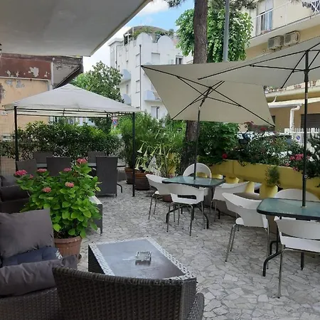 In Guest - New Cirene Double For Only One Person * Rímini